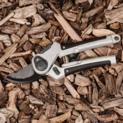 Eversharp: Secateurs ~ All Purpose Lite - Alton Garden Centre -Konstsmidee Shop 0025 eversharpallpurposelitesecateurs kentandstowe 70100856 0030 a lifestyle