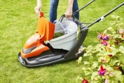 Flymo Easi-Glide 330 13" Electric Hover Lawnmower - Alton Garden Centre -Konstsmidee Shop 01 01 04 EasiGlidePlus 300V