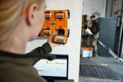 STIHL AP500 S Battery - Alton Garden Centre -Konstsmidee Shop 29f9a81850e74b57a2d53ab6c720f95d
