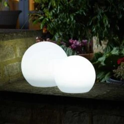 Smart Solar Lumieres Orb - Large - Alton Garden Centre -Konstsmidee Shop 3444654 1080061 2 3 560 1