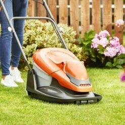 Flymo Easi Glide 300 Electric Hover Collect Mower - Alton Garden Centre 15 Flymo Easi Glide 300 Electric Hover Collect Mower - Alton Garden Centre -Konstsmidee Shop EH 434381 11 square