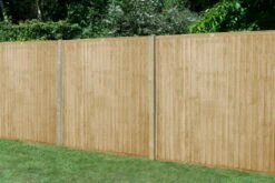 Forest - Pressure Treated Closeboard Panel 6ft X 5ft (1.83m X 1.5m) - Alton Garden Centre