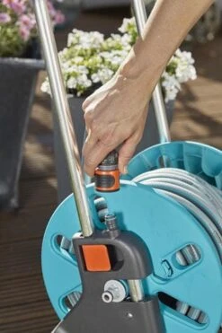 Gardena Hose Trolley CleverRoll S - Alton Garden Centre -Konstsmidee Shop GA120 0448