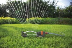 Gardena Oscillating Sprinkler - Alton Garden Centre -Konstsmidee Shop GA120 0496