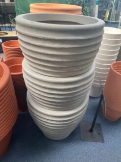 Morroccan Planter Medium 58cm - Stone - Alton Garden Centre -Konstsmidee Shop IMG 8174 rotated 1