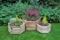 Forest - York Hexagonal Planter Set Of 3 Small - Alton Garden Centre -Konstsmidee Shop MFD84 1 1 1024x684 1