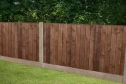 Forest - Pressure Treated Closeboard Panel 6ft X 3ft Brown (1.83m X 0.92m) - Alton Garden Centre -Konstsmidee Shop VBP63BRPTR 1024x684 1 1