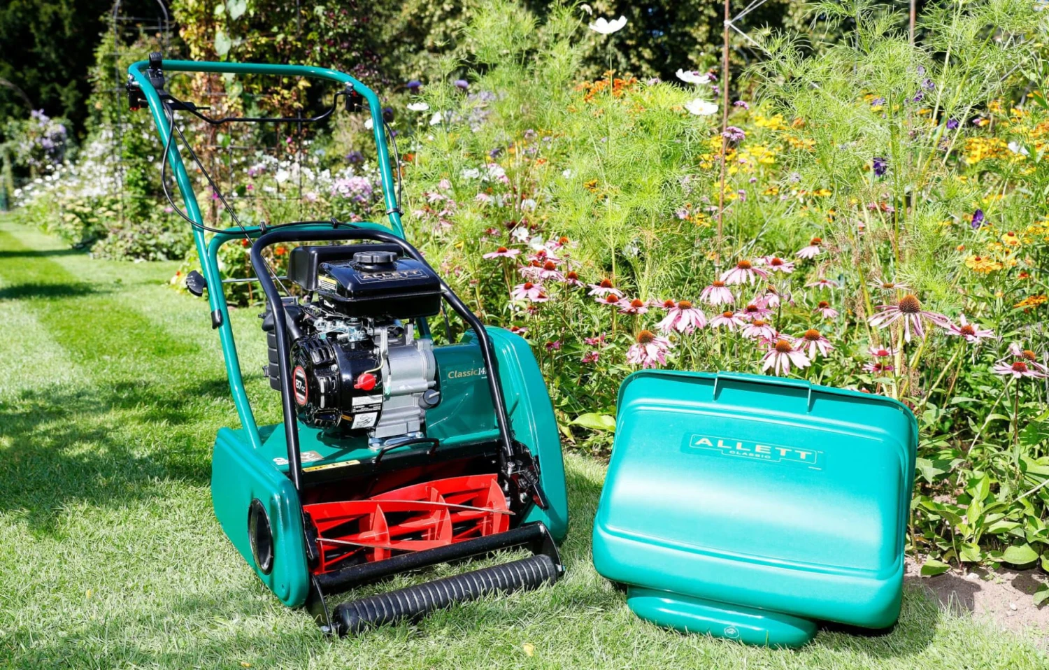 Allett Classic 17" Petrol Cylinder Lawn Mower - Alton Garden Centre 5 Allett Classic 17" Petrol Cylinder Lawn Mower - Alton Garden Centre - Image 3
