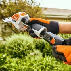 STIHL HSA 26 Cordless Garden Shears - Alton Garden Centre -Konstsmidee Shop products hsa 26 7